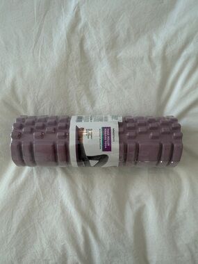 New Miniso Textured Foam Roller in Mauve